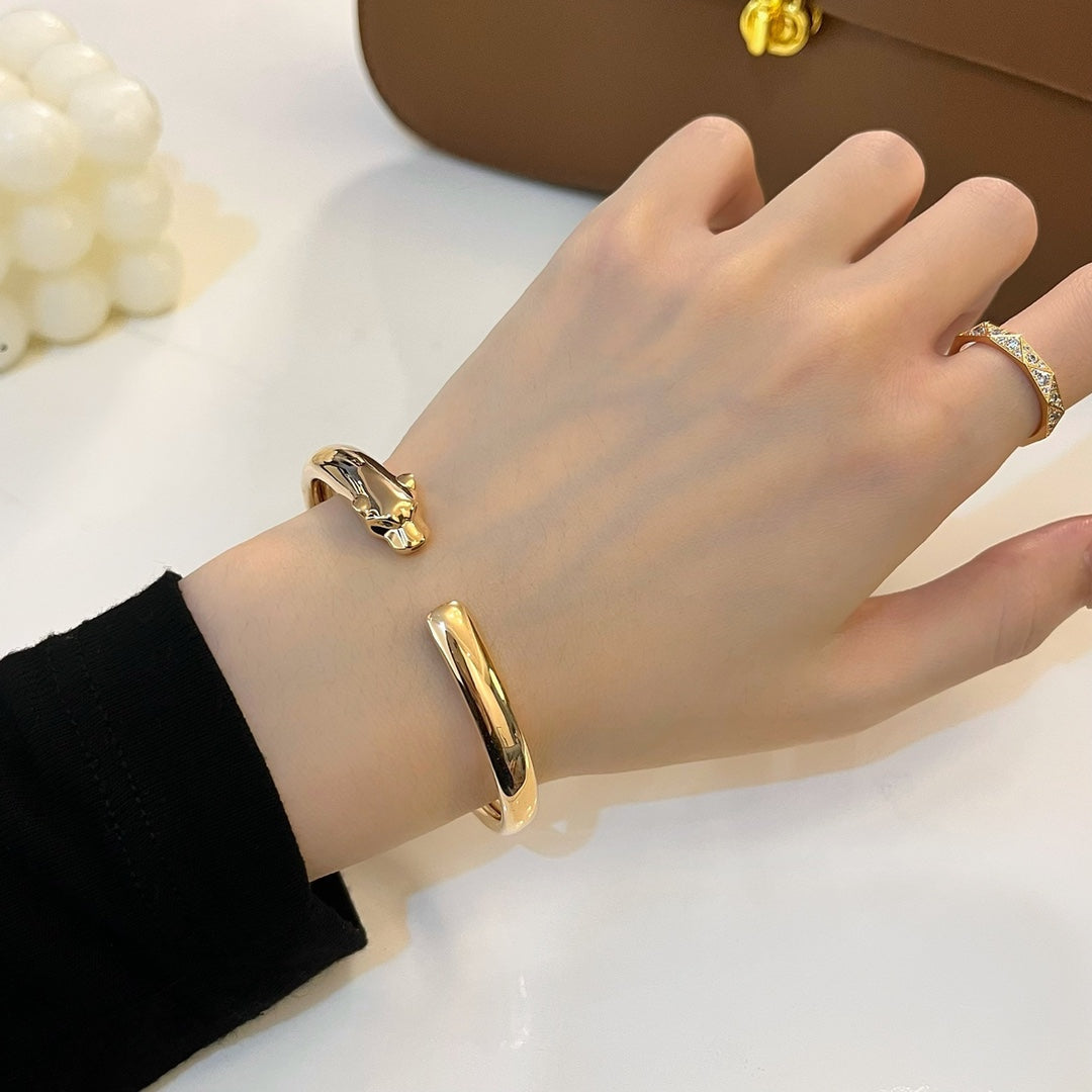 [Max Jewelry ]PANTHERE GOLD OPEN BRACELET