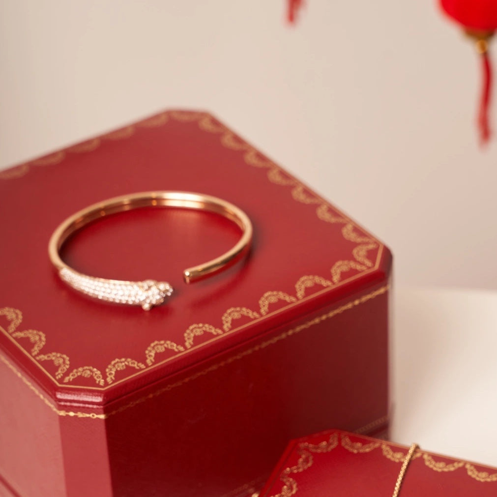 [Max Jewelry ]PANTHERE ROSE GOLD DIAMOND OPEN BRACELET