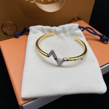 [Max Jewelry ]VOLTE UPSITE DOWN DIAMOND GOLD OPEN BRACELET