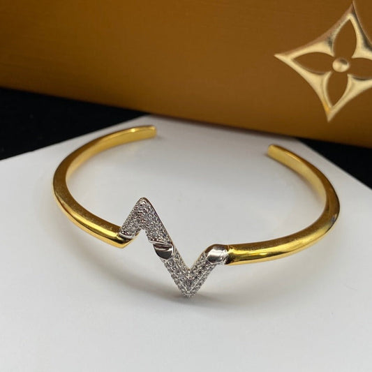 [Max Jewelry ]VOLTE UPSITE DOWN DIAMOND GOLD OPEN BRACELET