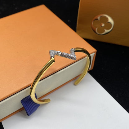 [Max Jewelry ]VOLTE UPSITE DOWN DIAMOND GOLD OPEN BRACELET