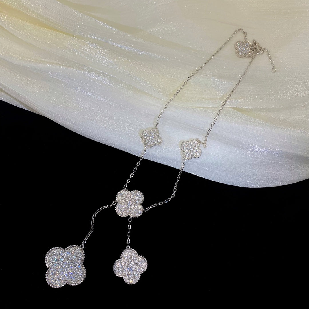 [Max Jewelry ]CLOVER 5 MOTIFS SILVER DIAMONDS NECKLACE