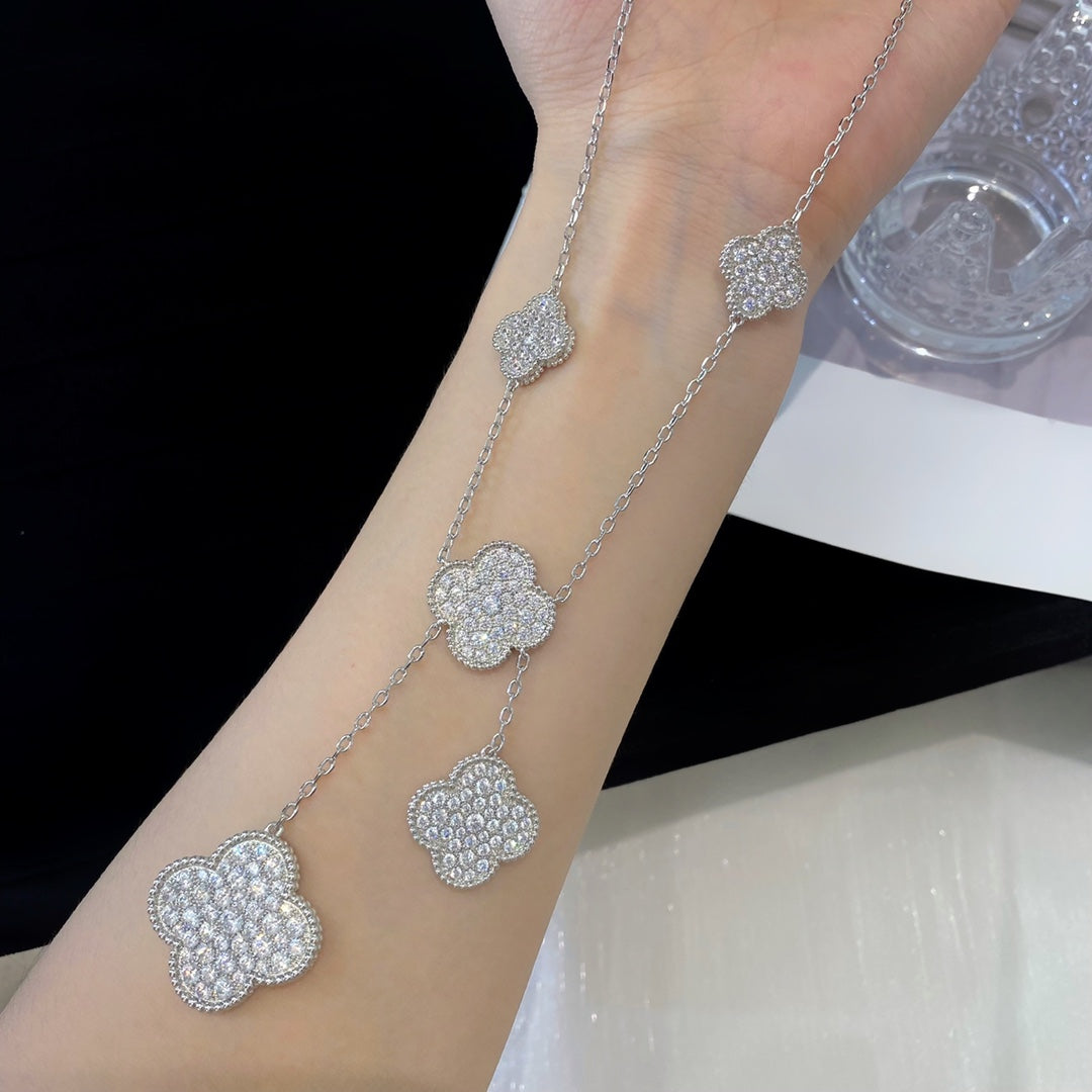 [Max Jewelry ]CLOVER 5 MOTIFS SILVER DIAMONDS NECKLACE
