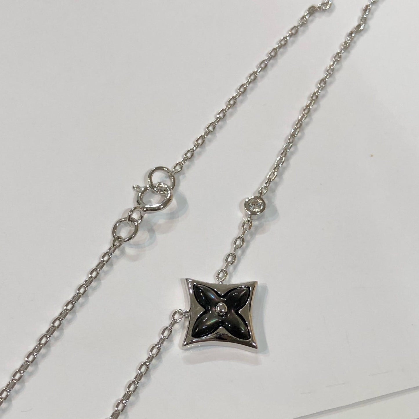 [Max Jewelry ]STAR BLACK MOP NECKLACE