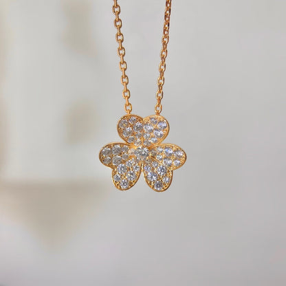 [Max Jewelry ]FLOWER DIAMOND NECKLACE