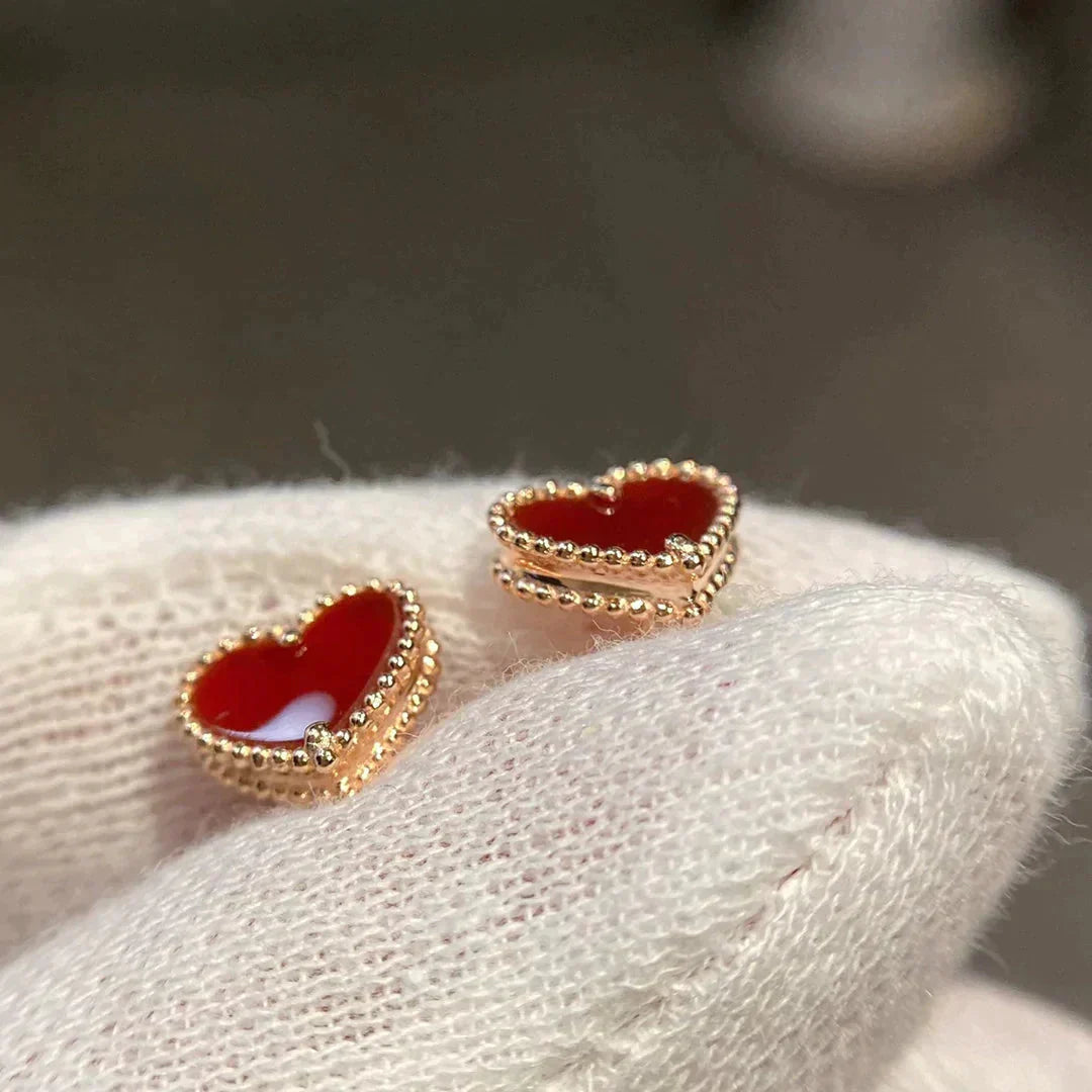 [Max Jewelry ]HEART CARNELIAN STUD EARRINGS