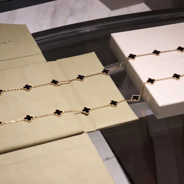 [Max Jewelry ]CLOVER 20 MOTIFS ONYX NECKLACE