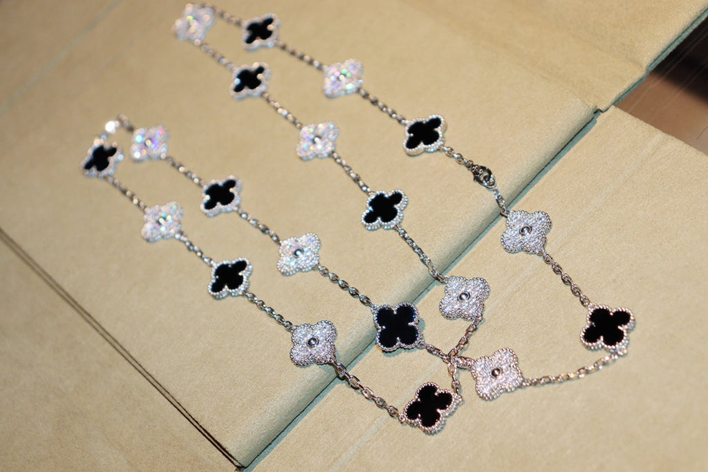 [Plus&Max]CLOVER 20 MOTIFS ONYX DIAMOND SILVER
