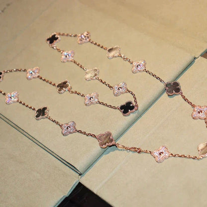 [Max Jewelry ]CLOVER 20 MOTIFS DARK MOP DIAMOND  NECKLACE
