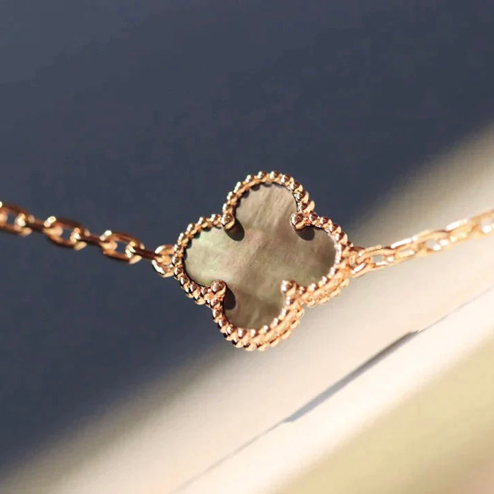 [Max Jewelry ]CLOVER 20 MOTIFS DARK MOP DIAMOND  NECKLACE
