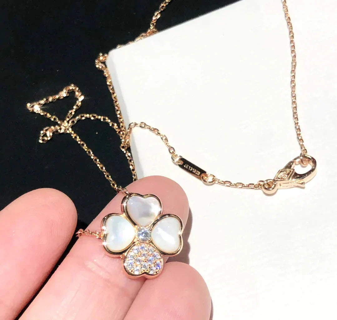 [Max Jewelry ]CLOVER MOP DIAMOND ROSE GOLD NECKLACE