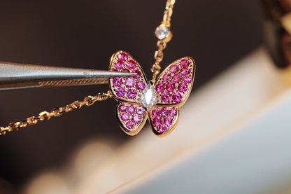 [Max Jewelry ]BUTTERFLY RED DIAMOND ROSE GOLD NECKLACE
