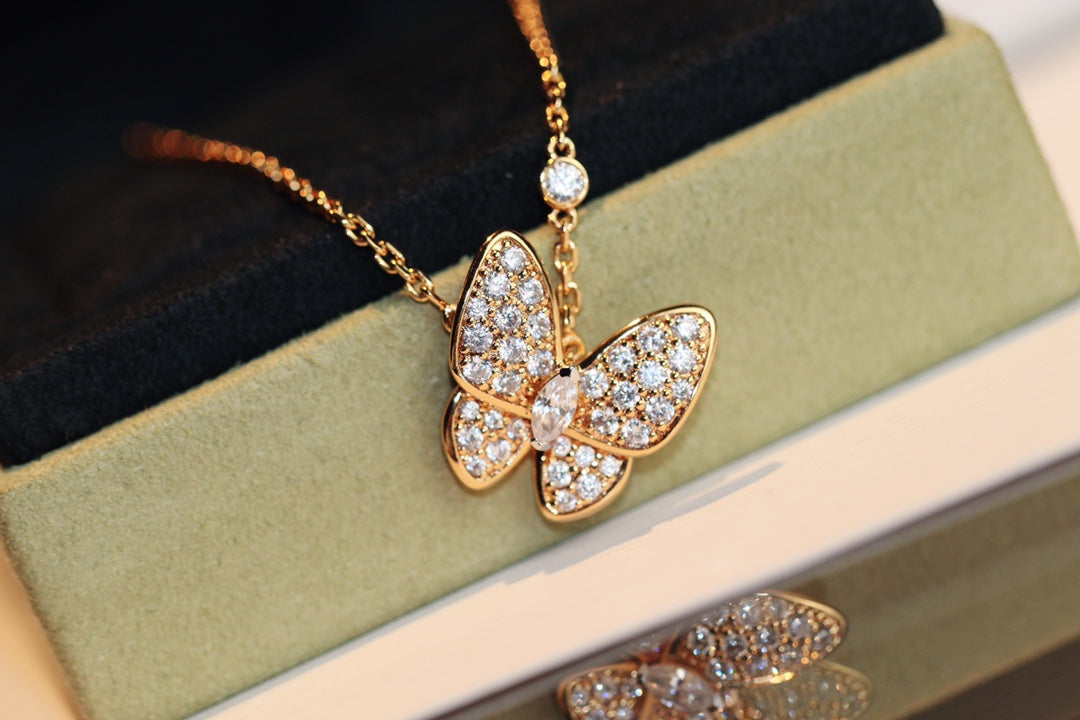 [Max Jewelry ]BUTTERFLY DIAMOND NECKLACE