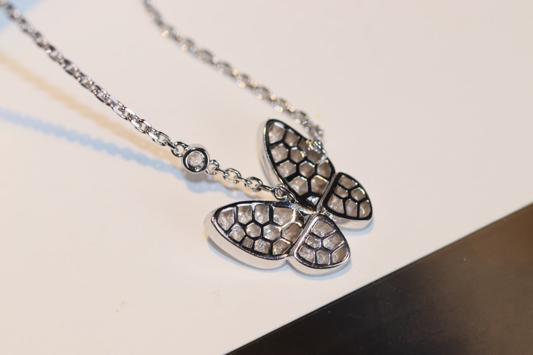 [Max Jewelry ]BUTTERFLY DIAMOND NECKLACE