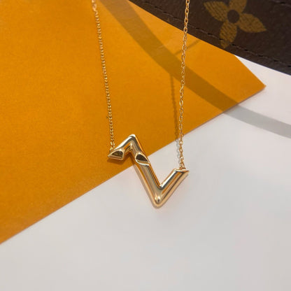 [Max Jewelry ]VOLTE UPSIDE DOWN NECKLACE
