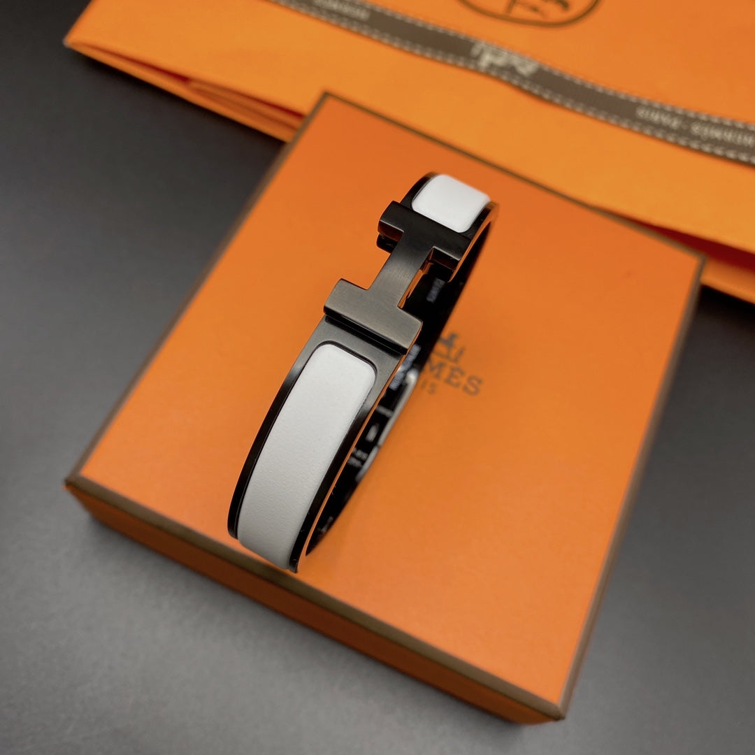 [Max Jewelry ]H BRACELET 12MM BLACK WHITE CERAMIC