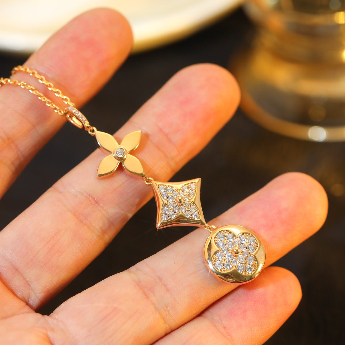 [Max Jewelry ]STAR AND SUN DIAMOND PINK GOLD NECKLACE