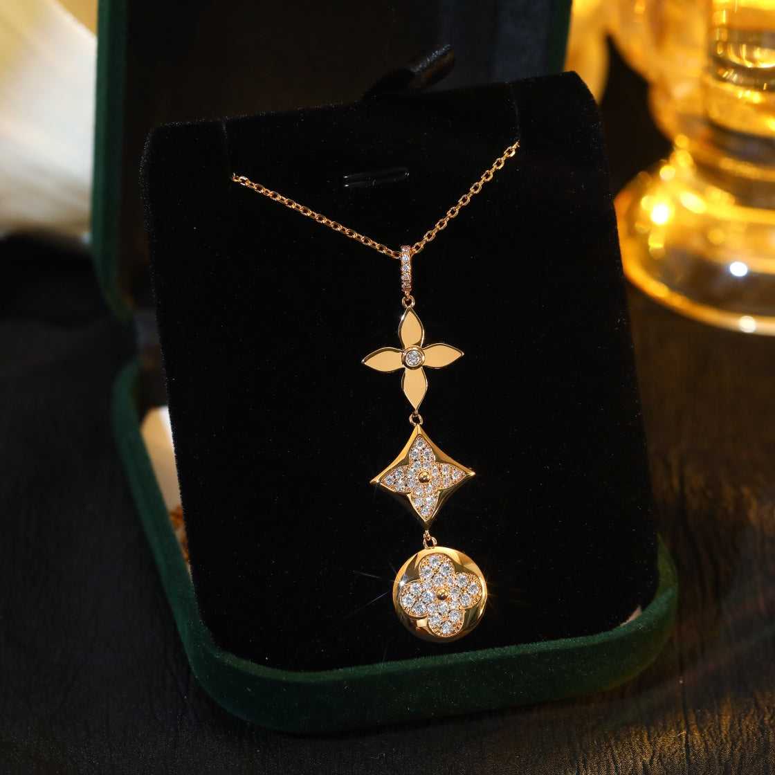 [Max Jewelry ]STAR AND SUN DIAMOND PINK GOLD NECKLACE