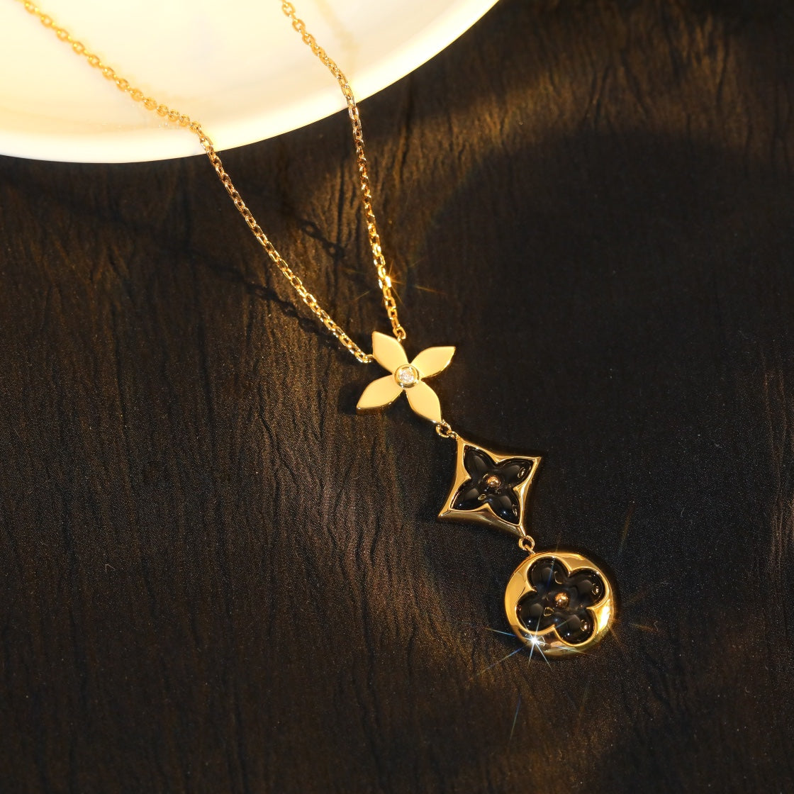 [Max Jewelry ]STAR AND SUN ONYX PINK GOLD NECKLACE