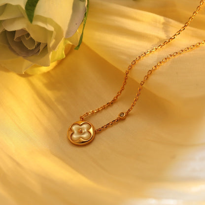 [Max Jewelry ]SUN PEDANT PINK GOLD 1 DIAMOND NECKLACE