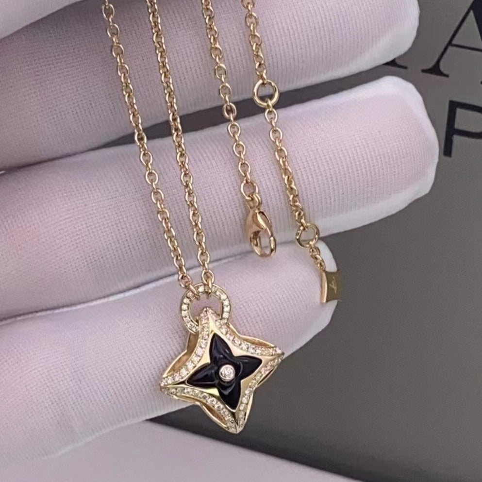 [Max Jewelry ]STAR PEDANT PINK GOLD DIAMOND NECKLACE