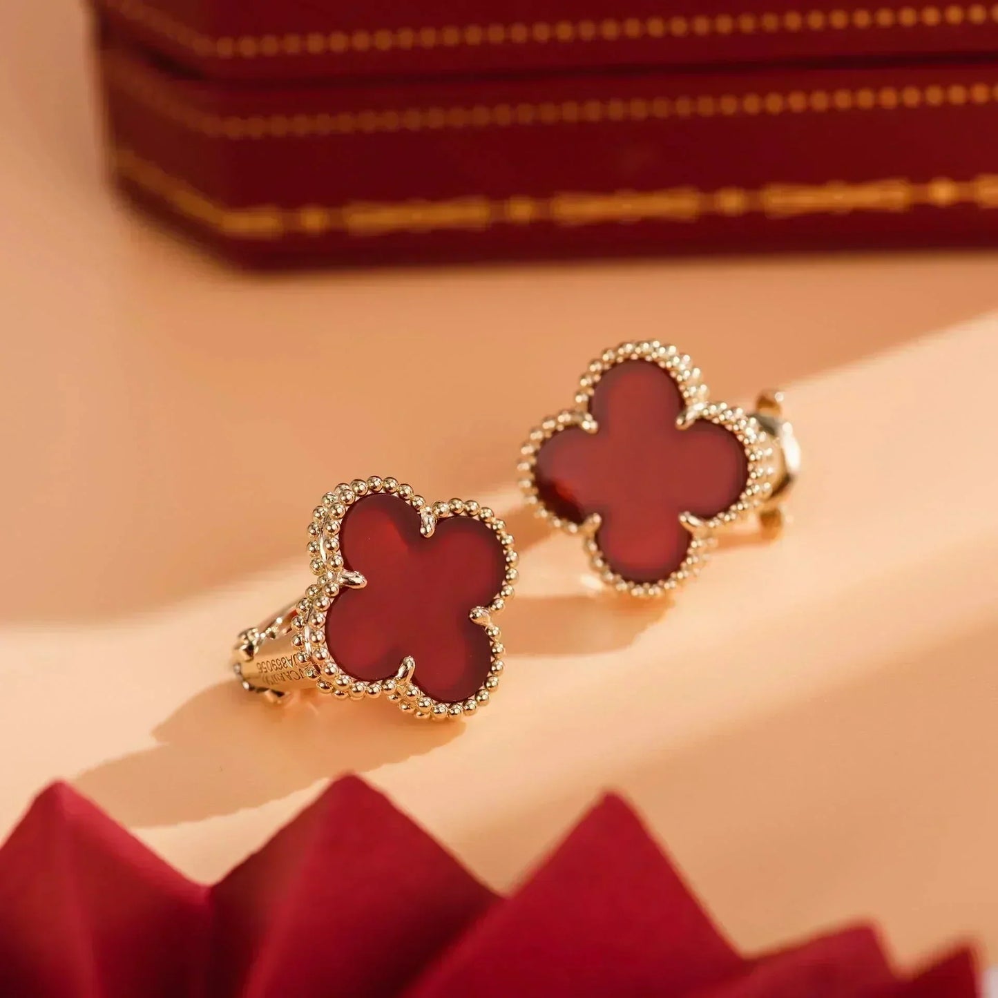 [Max Jewelry ]CLOVER MEDIUM 1 MOTIFS CARNELIAN  EARRINGS