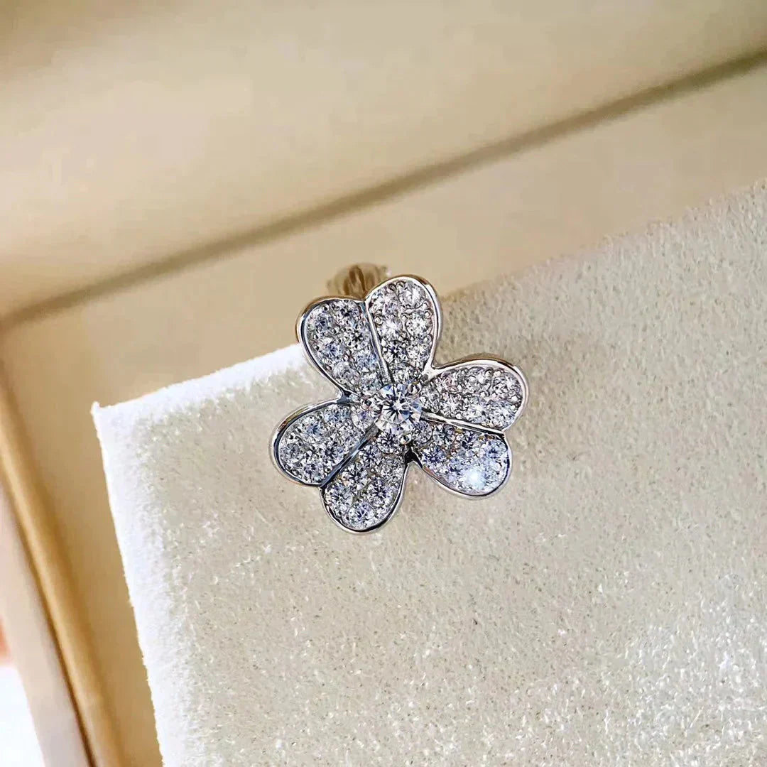 [Max Jewelry ]CLOVER COMOS DIAMOND EARRINGS SILVER