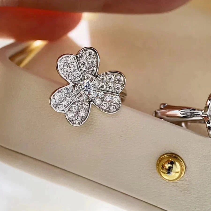 [Max Jewelry ]CLOVER COMOS DIAMOND EARRINGS SILVER