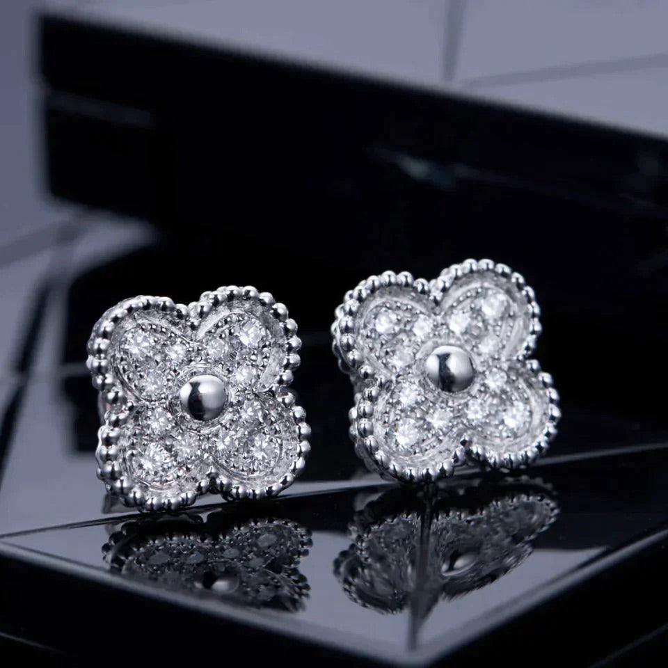 [Max Jewelry ]CLOVER 1 MOTIFS DIAMOND STUD EARRINGS SILVER