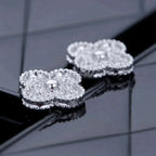 [Plus&Max]CLOVER 1 MOTIFS DIAMOND STUD EARRINGS SILVER