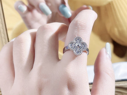 [Max Jewelry ]CLOVER DIAMOND RING