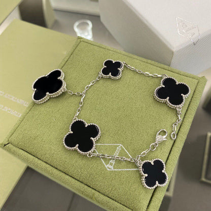 [Max Jewelry ]CLOVER 5 MOTIFS SIVLER ONYX BRACELET