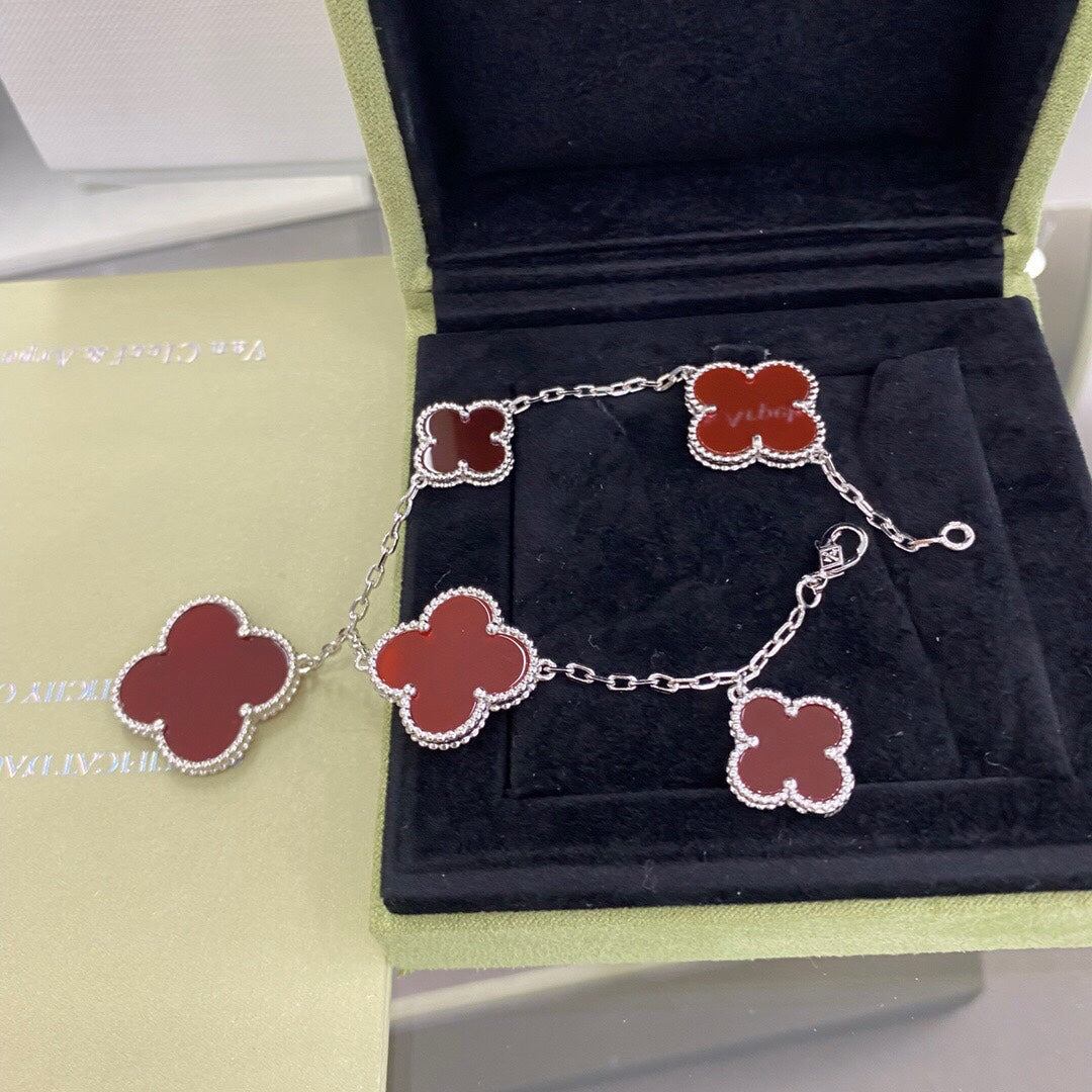 [Max Jewelry ]CLOVER 5 MOTIFS SIVLER CARNELIAN BRACELET