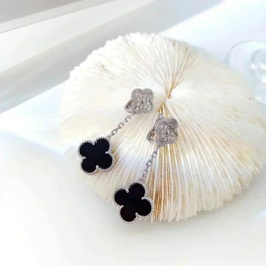 [Plus&Max]CLOVER 2 MOTIFS  DIAMOND ONYX EARRINGS SILVER