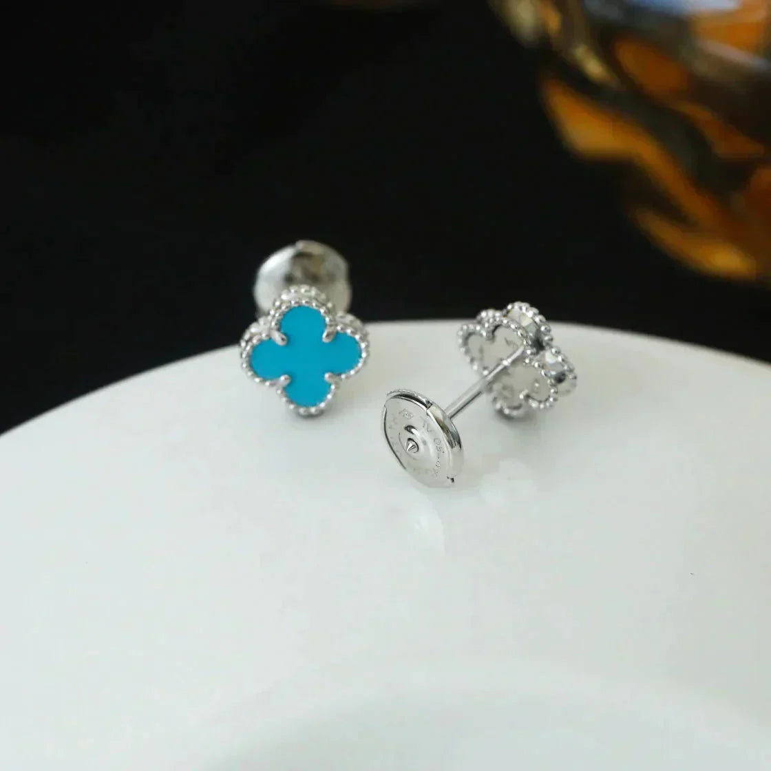 [Max Jewelry ]CLOVER MINI 9.5MM ONYX STUD EARRINGS SILVER