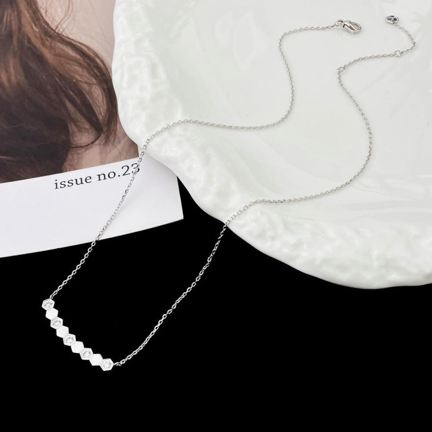 [Max Jewelry ]BEE MY LOVE DIAMOND NECKLACE