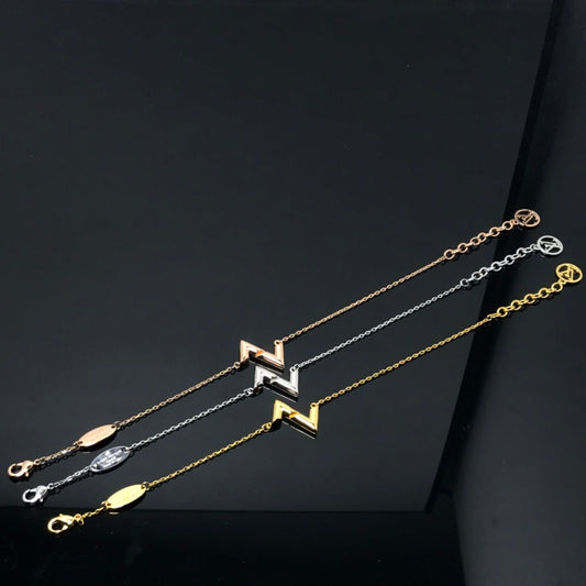 [Max Jewelry ]VOLT LV LOGO BRACELET