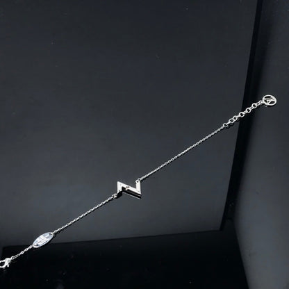 [Max Jewelry ]VOLT LV LOGO BRACELET