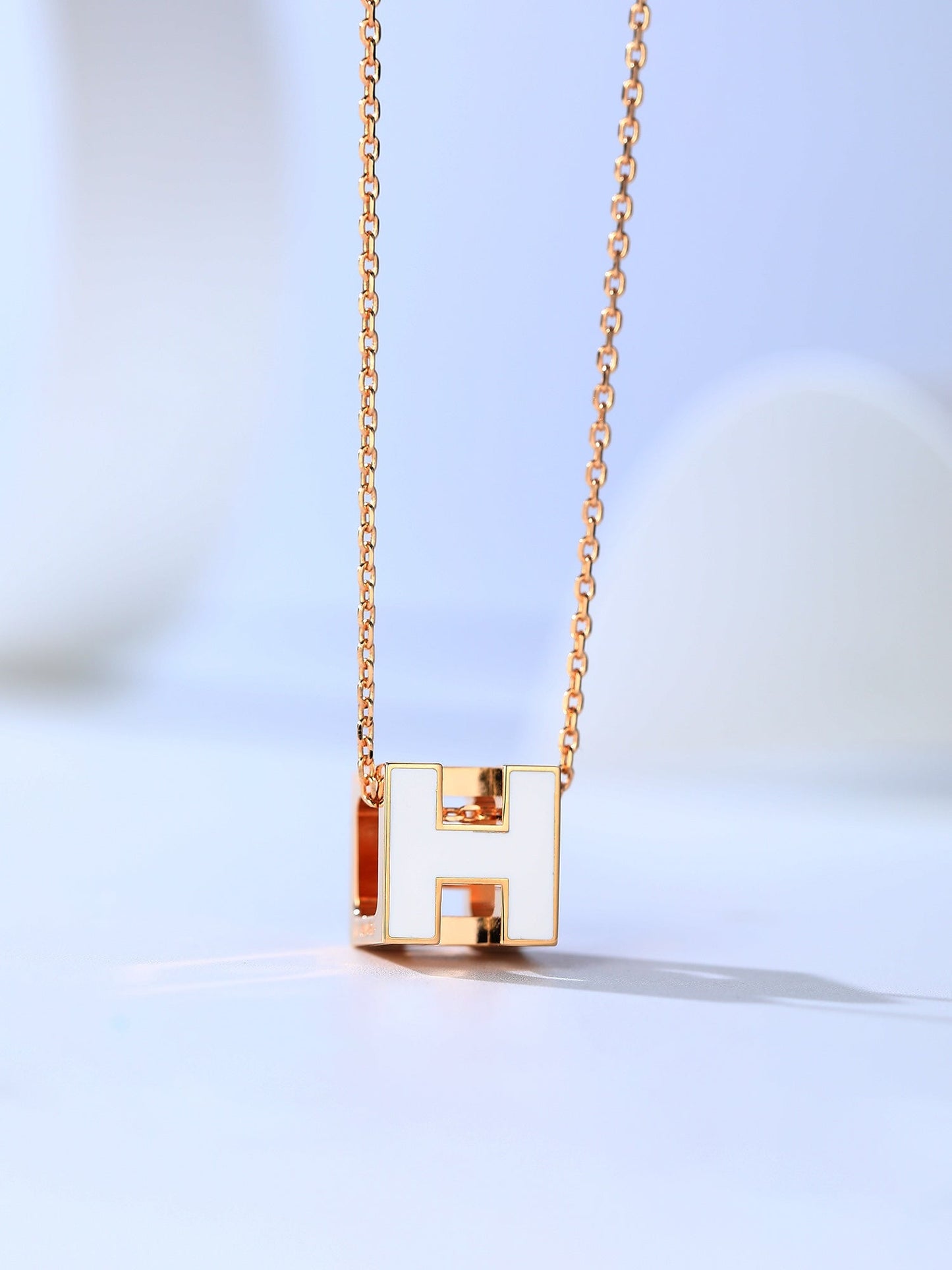 [Max Jewelry ]H CAGE PINK GOLD NECKLACE