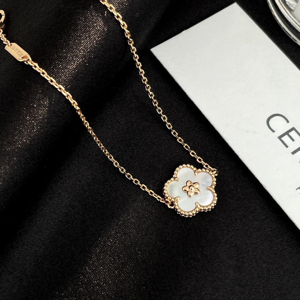 [Plus&Max]LUCKY SPRING ROSE GOLD MOP BRACELET