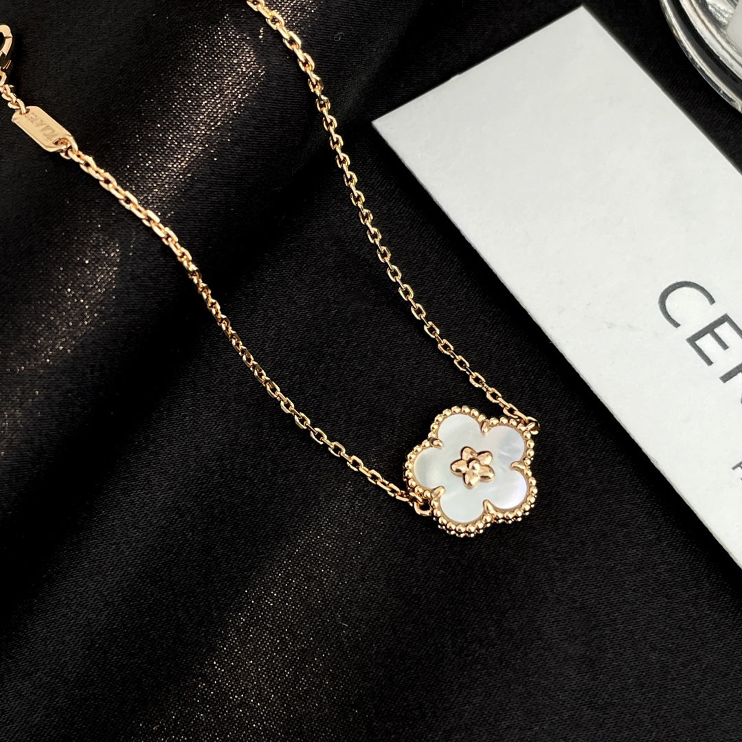[Max Jewelry ]LUCKY SPRING ROSE GOLD MOP BRACELET