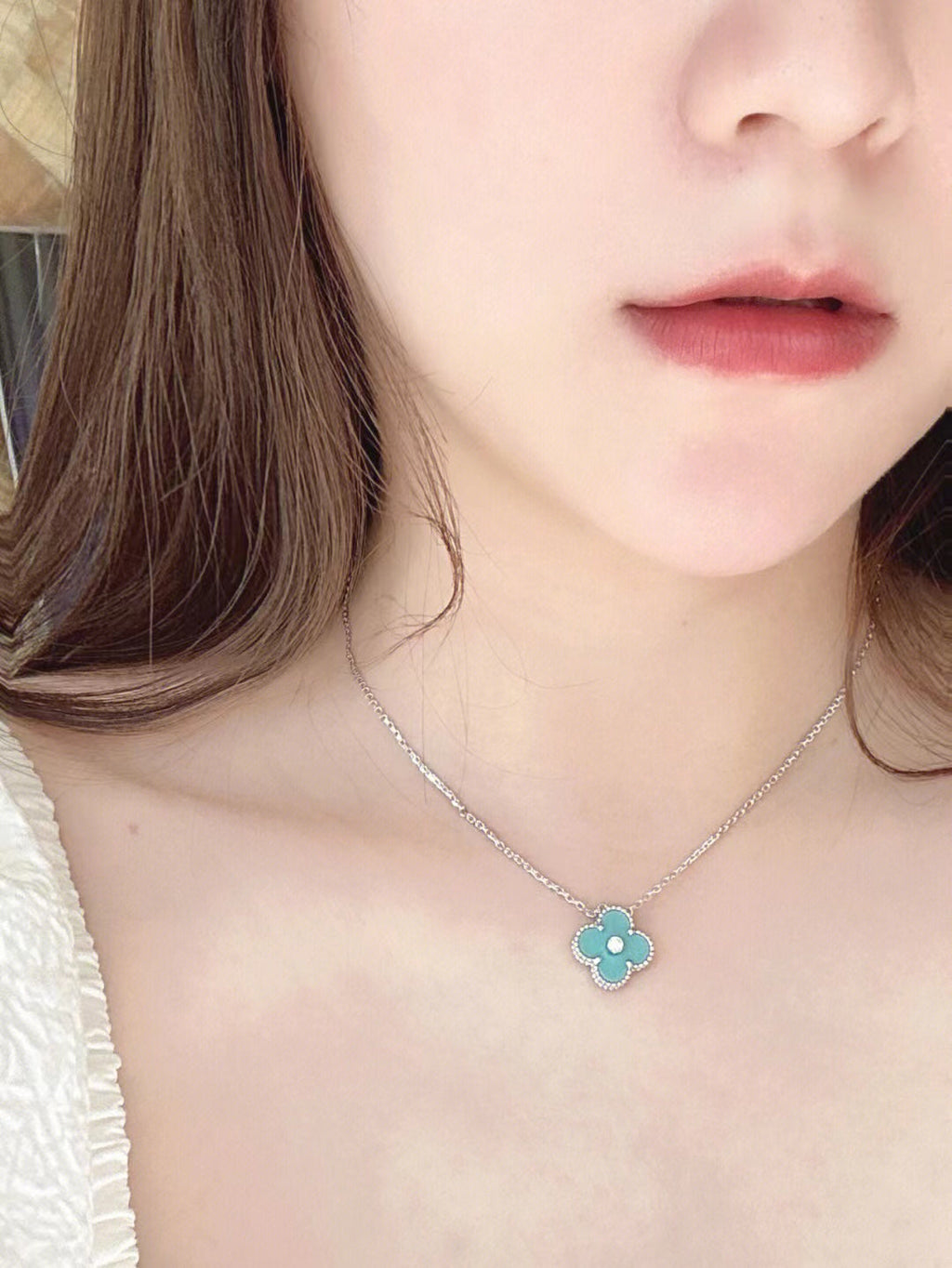 [Plus&Max]CLOVER 1 DIAMOND LIGHT BLUE SILVER NECKLACE