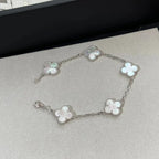 [Plus&Max]LUCKY CLOVER 5-MOTIF BRACELET - WHITE MOTHER-OF-PEARL COLLECTION
