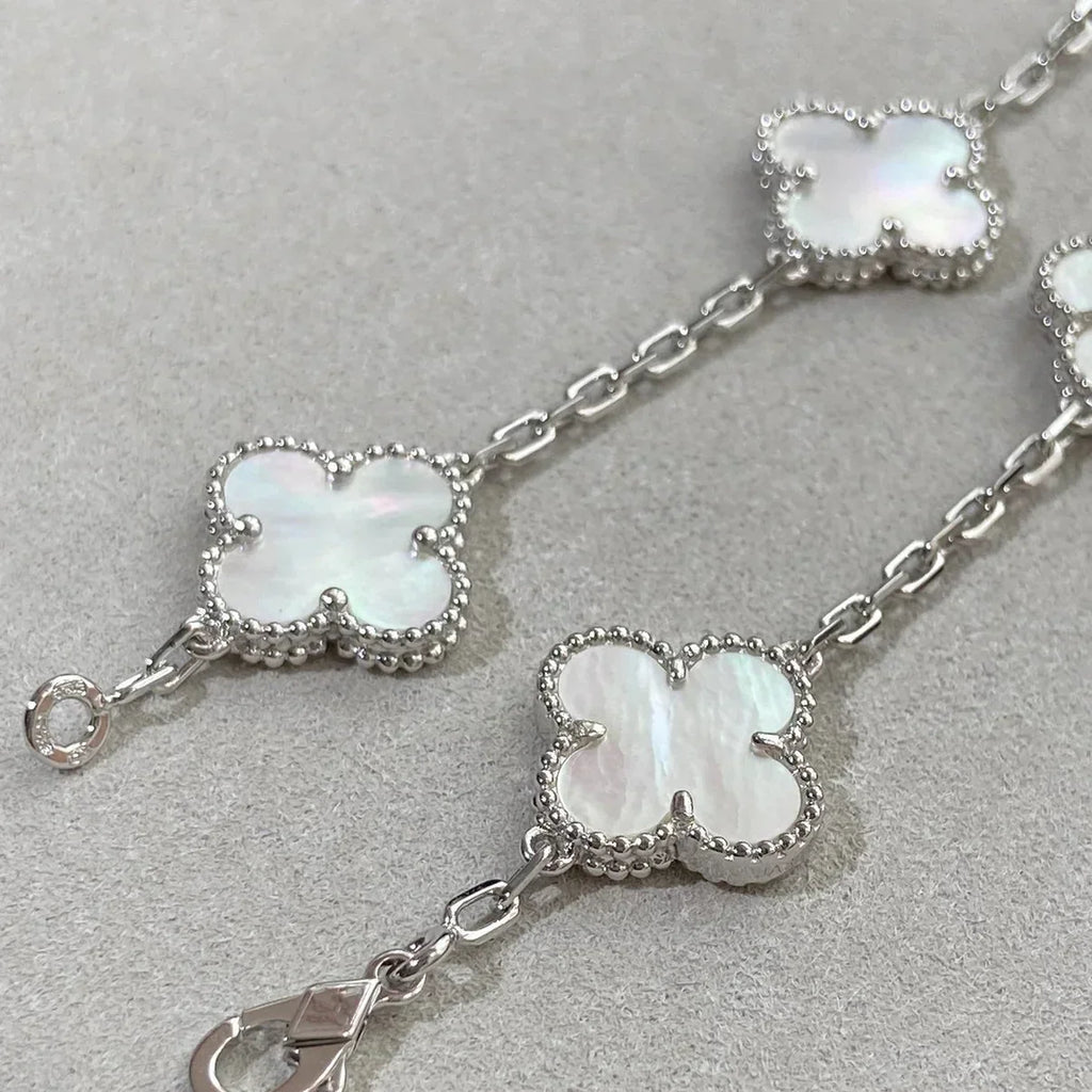 [Plus&Max]LUCKY CLOVER 5-MOTIF BRACELET - WHITE MOTHER-OF-PEARL COLLECTION
