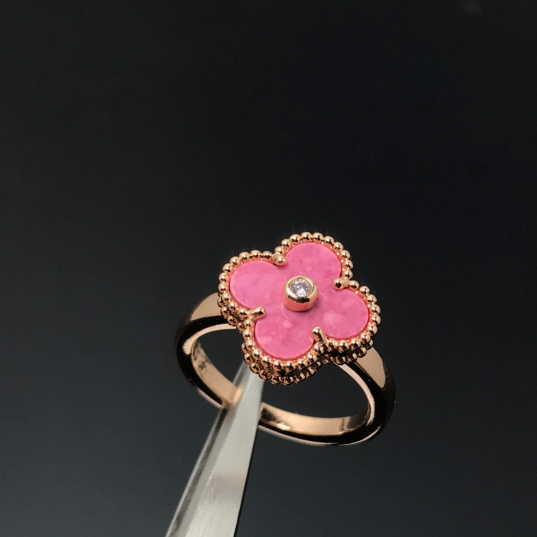 [Max Jewelry ]CLOVER RHODONITE ROSE GOLD RING