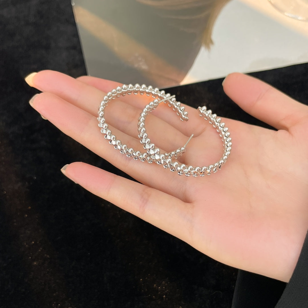 [Max Jewelry ]CLASH HOOP EARRINGS