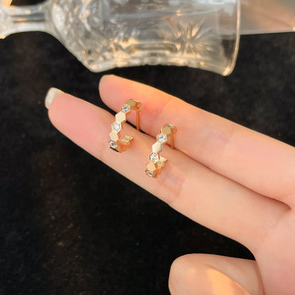 [Max Jewelry ]BEE LOVE DIAMOND HOOP EARRINGS