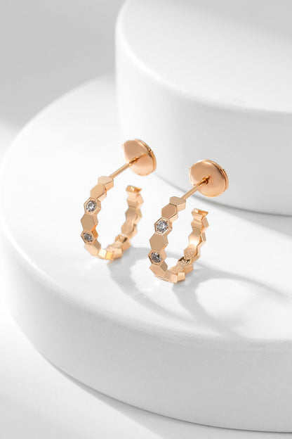 [Max Jewelry ]BEE LOVE DIAMOND HOOP EARRINGS