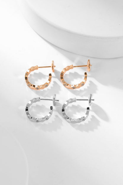[Max Jewelry ]BEE LOVE DIAMOND HOOP EARRINGS