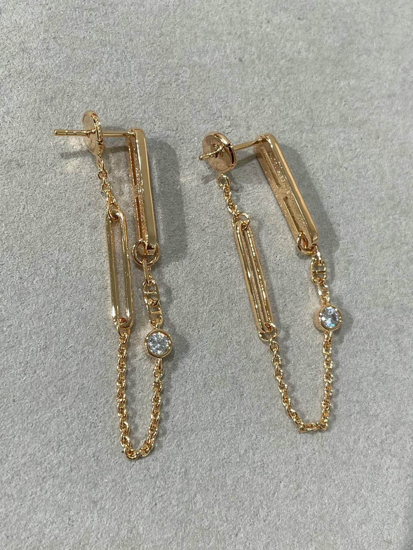 [Max Jewelry ]CHAINE CHAOS DIAMOND DROP EARRINGS